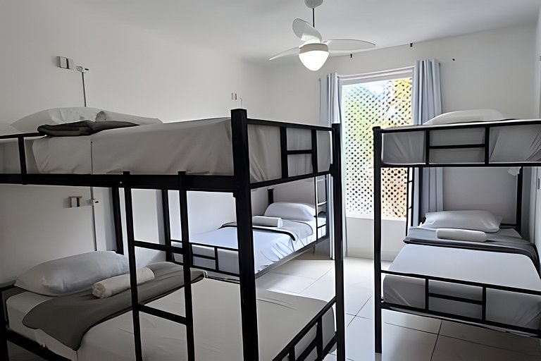 Cama em qto misto próx. ao Ibirapuera e ao CASV