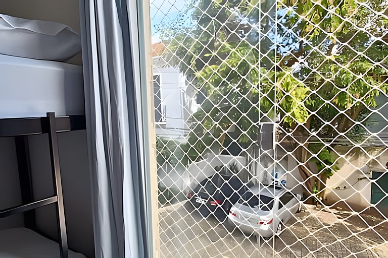 Cama em qto misto próx. ao Ibirapuera e ao CASV