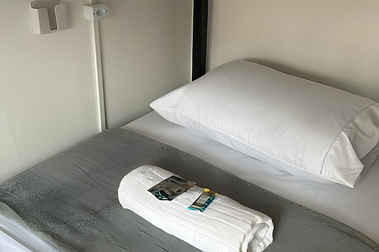 Cama em qto misto próx. ao Ibirapuera e ao CASV