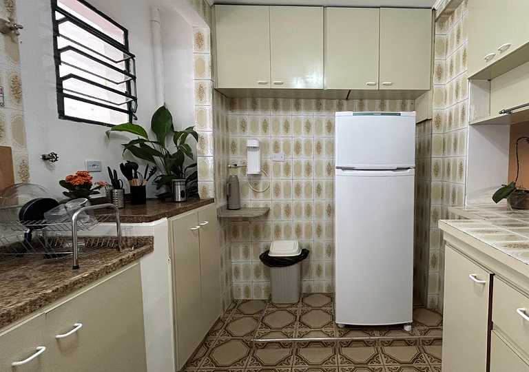 Cama em qto misto próx. ao Ibirapuera e ao CASV