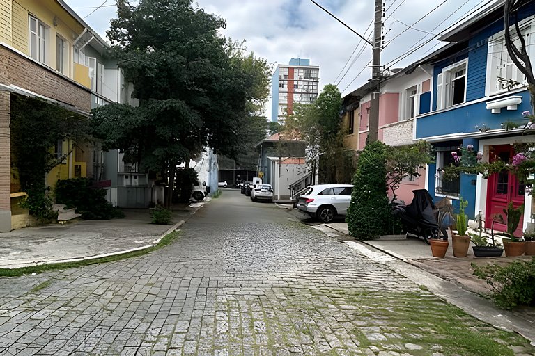 Room for groups near Ibirapuera Park and CASV